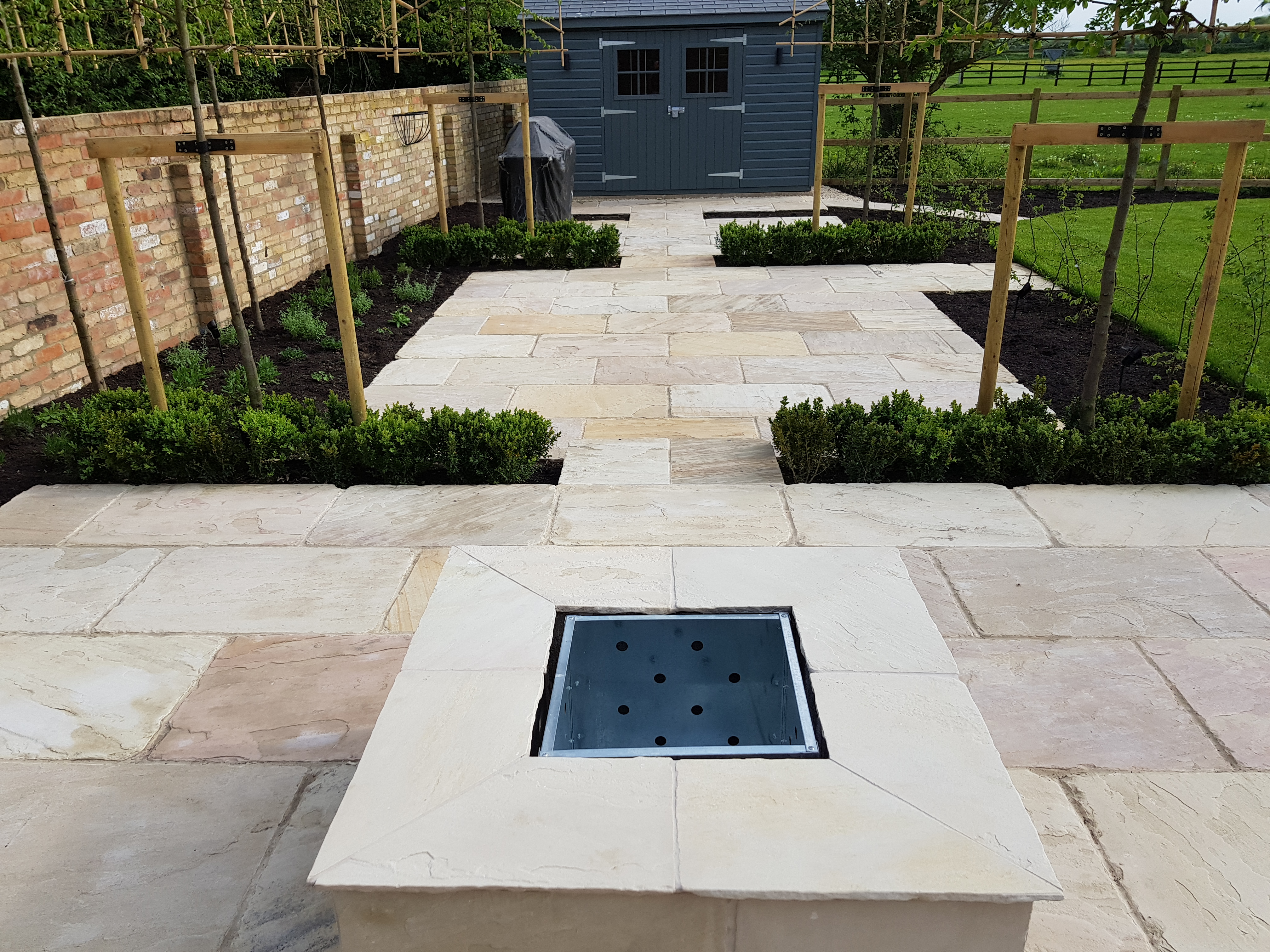 Premium outdoor construction project